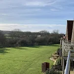 Bempton View At The Bay Filey, Sleeps 10, And 2 Dogs Welcome For Free Too!