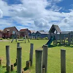 Bempton View At The Bay Filey, Sleeps 10, And 2 Dogs Welcome For Free Too! Hébergement de vacances *