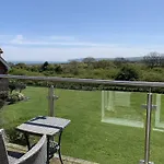 Bempton View At The Bay Filey, Sleeps 10, And 2 Dogs Welcome For Free Too! *