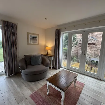 Bempton View At The Bay Filey, Sleeps 10, And 2 Dogs Welcome For Free Too! * Filey
