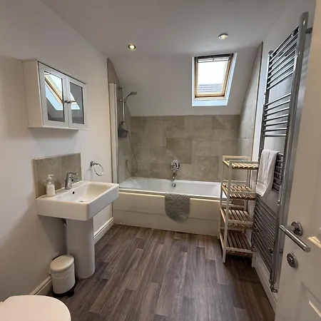 Bempton View At The Bay Filey, Sleeps 10, And 2 Dogs Welcome For Free Too! Prázdninový dům Filey